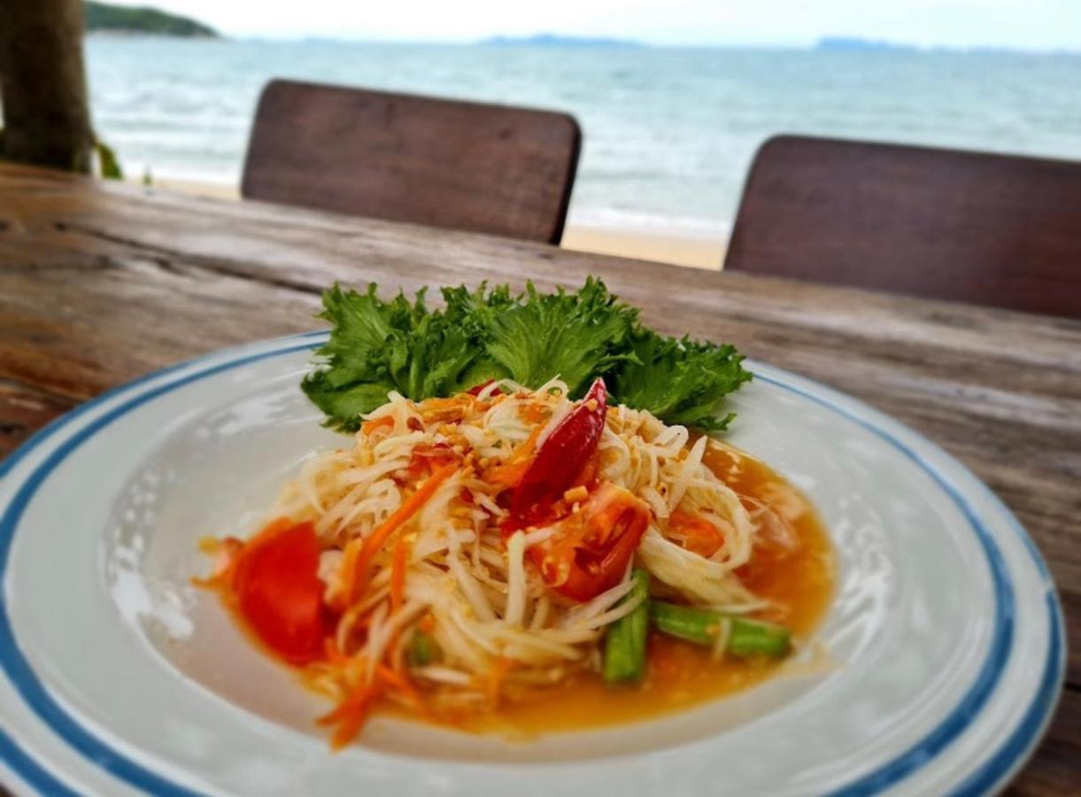 Chill Inn Lipa Noi Hostel And Beach Cafe Koh Samui Bagian luar foto