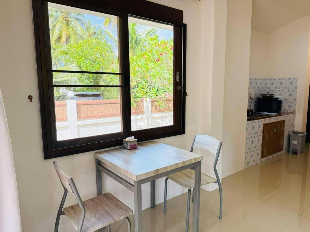Chill Inn Lipa Noi Hostel And Beach Cafe Koh Samui Bagian luar foto